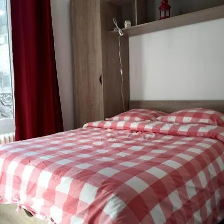 Les Champs D'auvergne 아파트 르몽도레